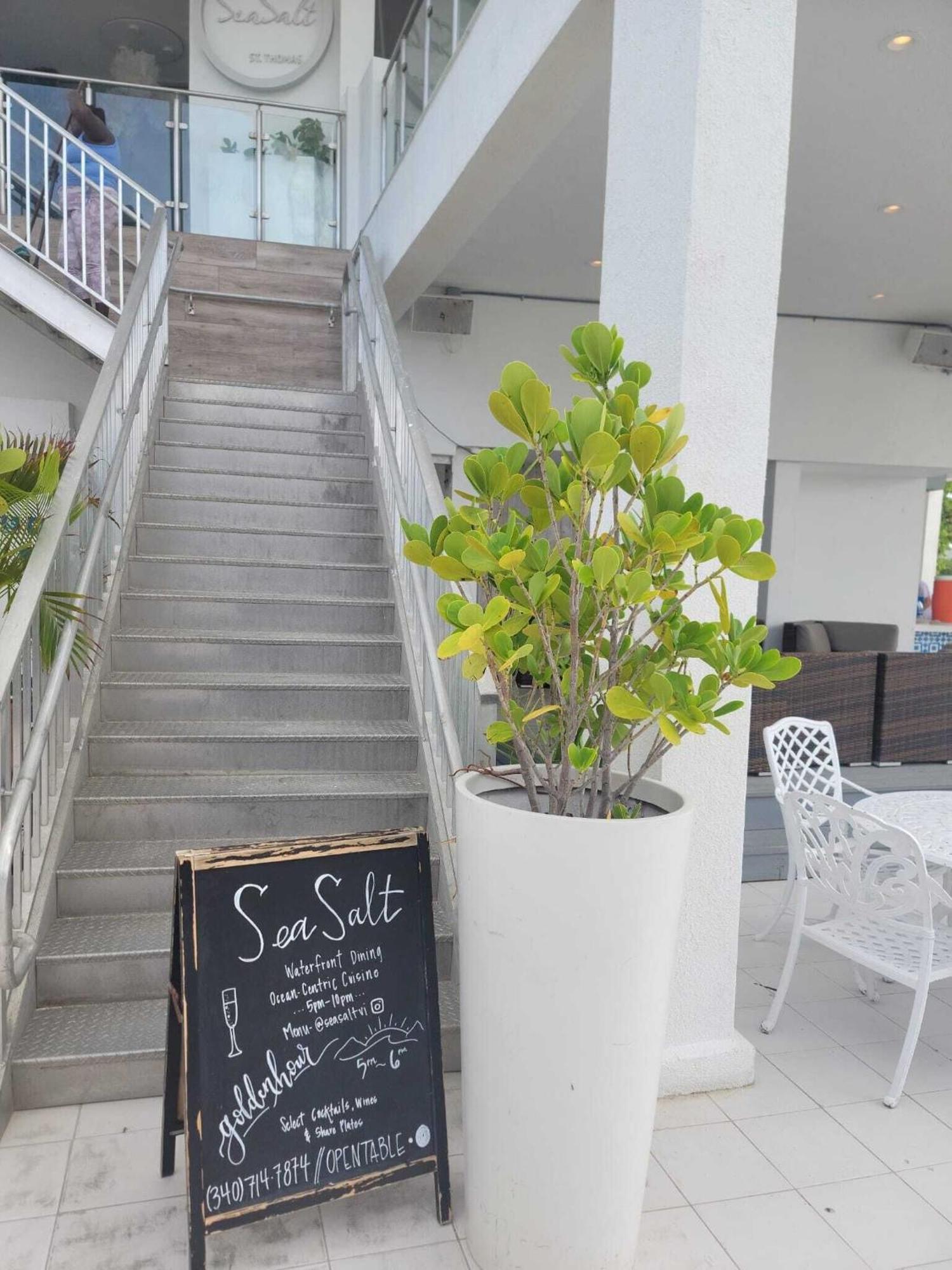 Luxurious Beachfront Condo!!! Paradise At Your Toes Nazareth Bagian luar foto